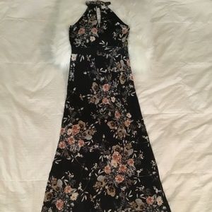 Veronica M Boho Chic Halter Maxi Dress